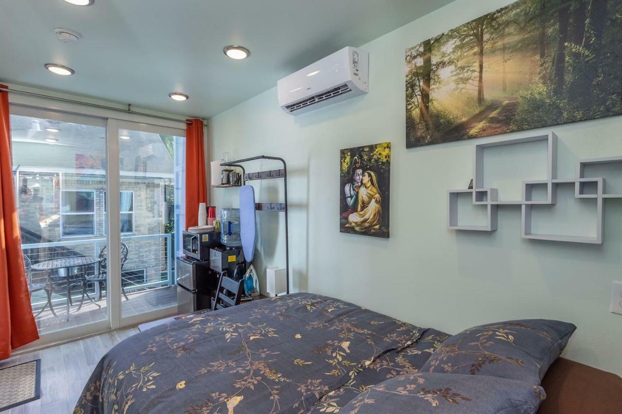 East Downtown Micro-Luxe Container Living Pod #9 Leilighet Houston Eksteriør bilde